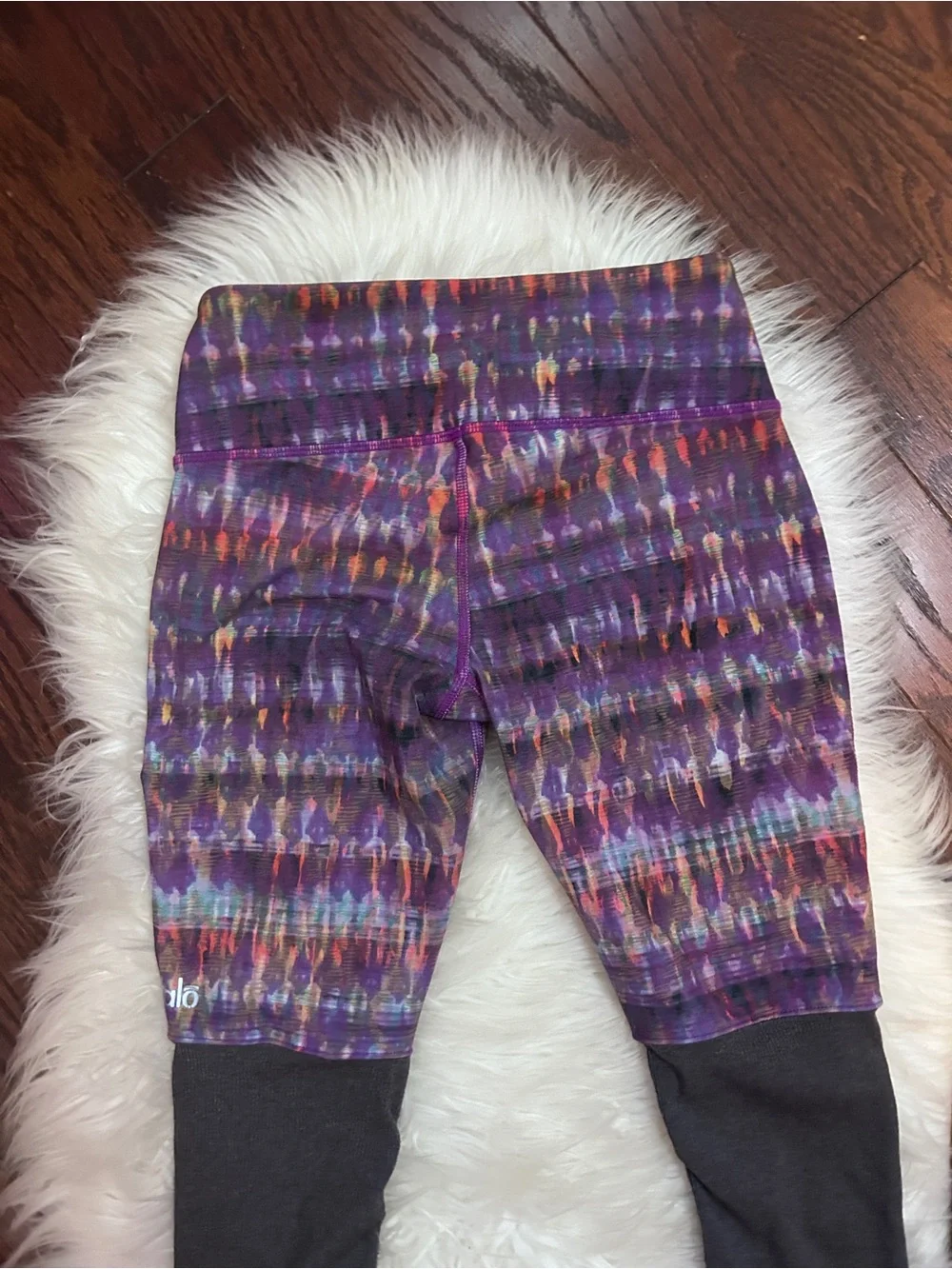 Alo Yoga Purple Print Goddess Leggings Leg Warmers Yoga Pants XS